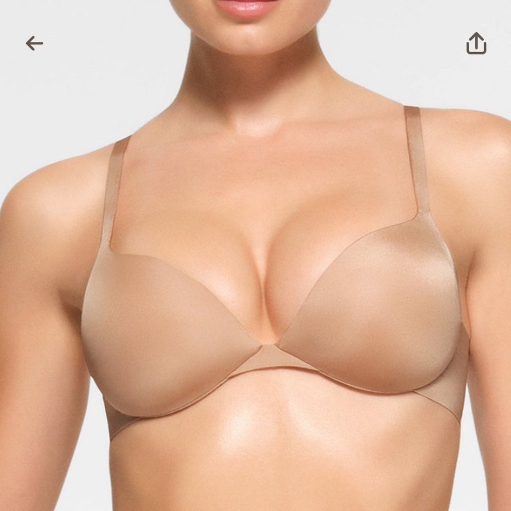 Skims coveted ultimate teardrop push-up bra size 38C in color clay new with tags